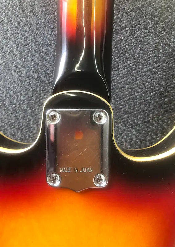 Esquire Hollowbody Univox 1960s - Sunburst