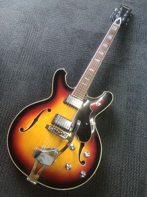 Esquire Hollowbody Univox 1960s - Sunburst
