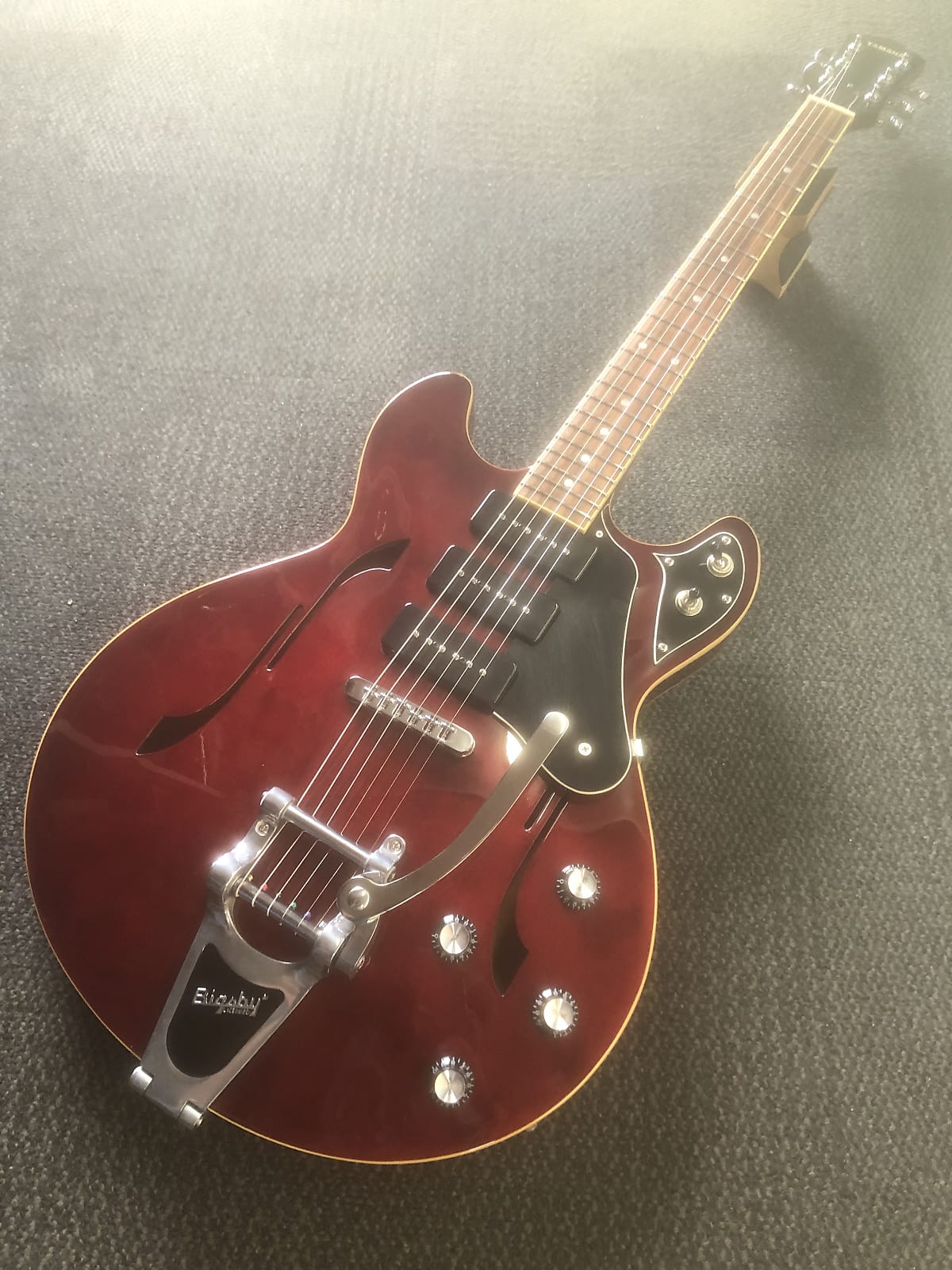 Yamaha SA503TVL 2012 Burgundy